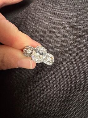 Fashion Jewelry Silver-Tone Clear Crystal Statement Ring